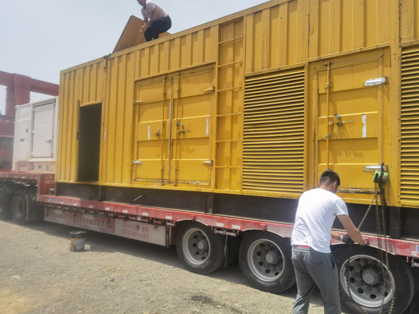 嘉鱼发电机出租100KW发电机需要什么规格的电缆线？