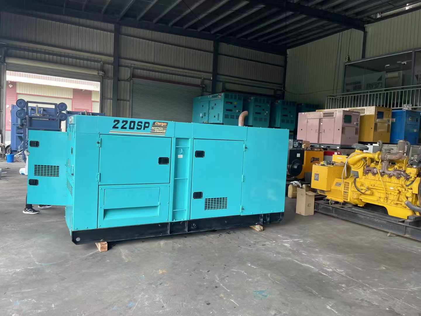 嘉鱼600kW柴油发电机组带载能力？