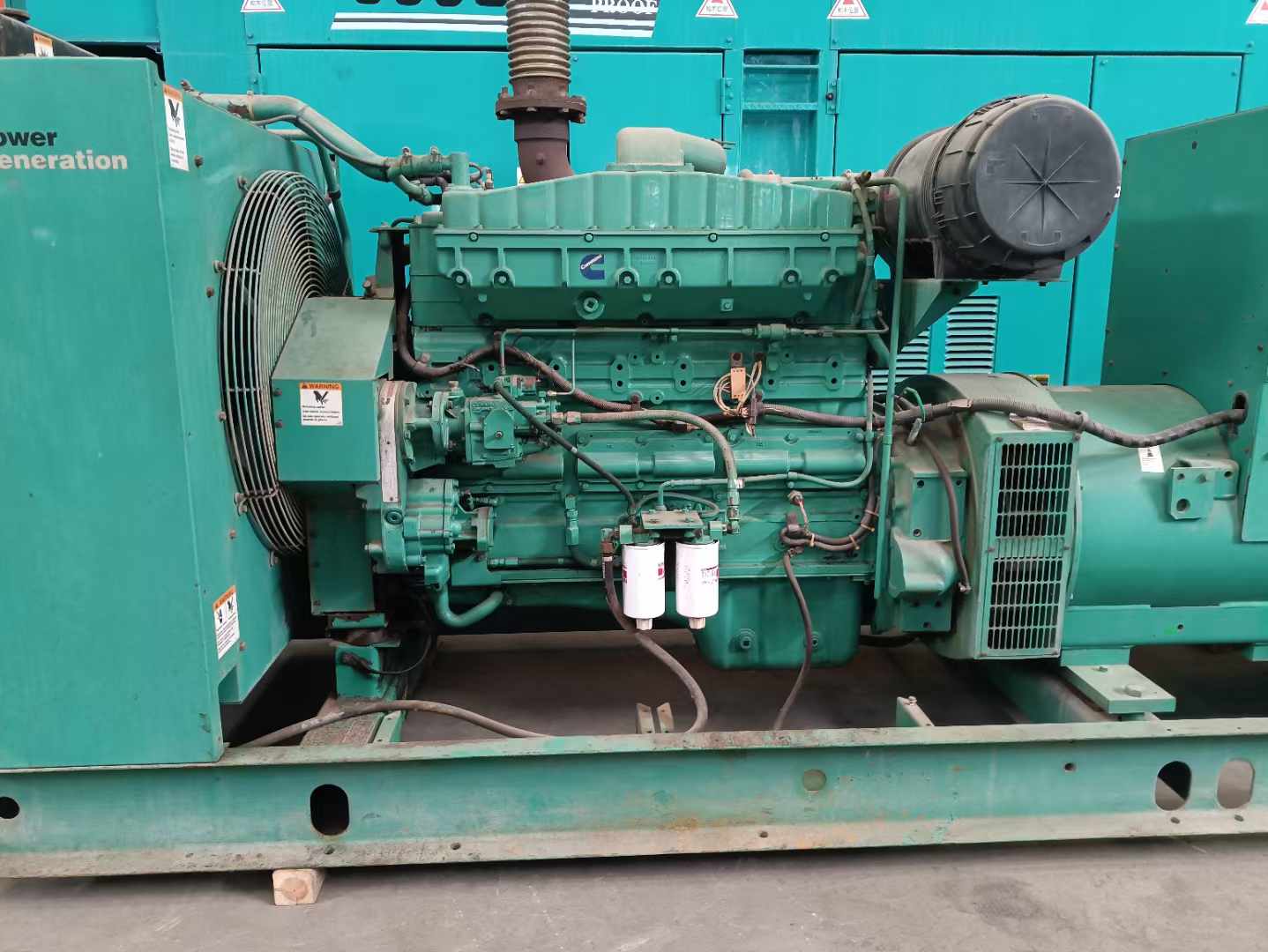嘉鱼过载会对 600kW 柴油发电机组造成哪些损害？